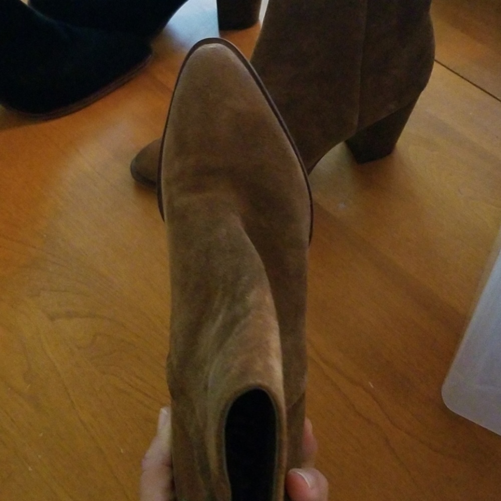 2 pair of excellent cond. sam Edelman suede boots - Picture 4 of 7